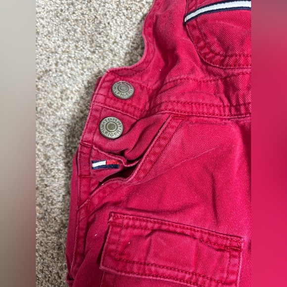 Vintage Tommy Hilfiger Red Denim Overalls Baby 12-18 Months 1999 - Picture 3 of 9